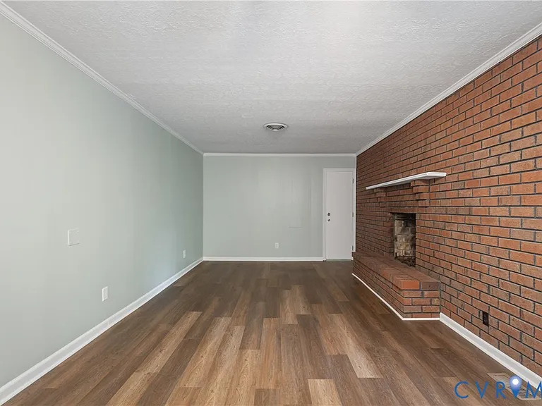 552 S 22nd Ave — Photo 18