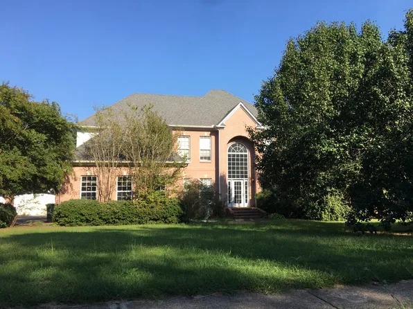 17222 Forest Hill Dr, Athens, AL 35613