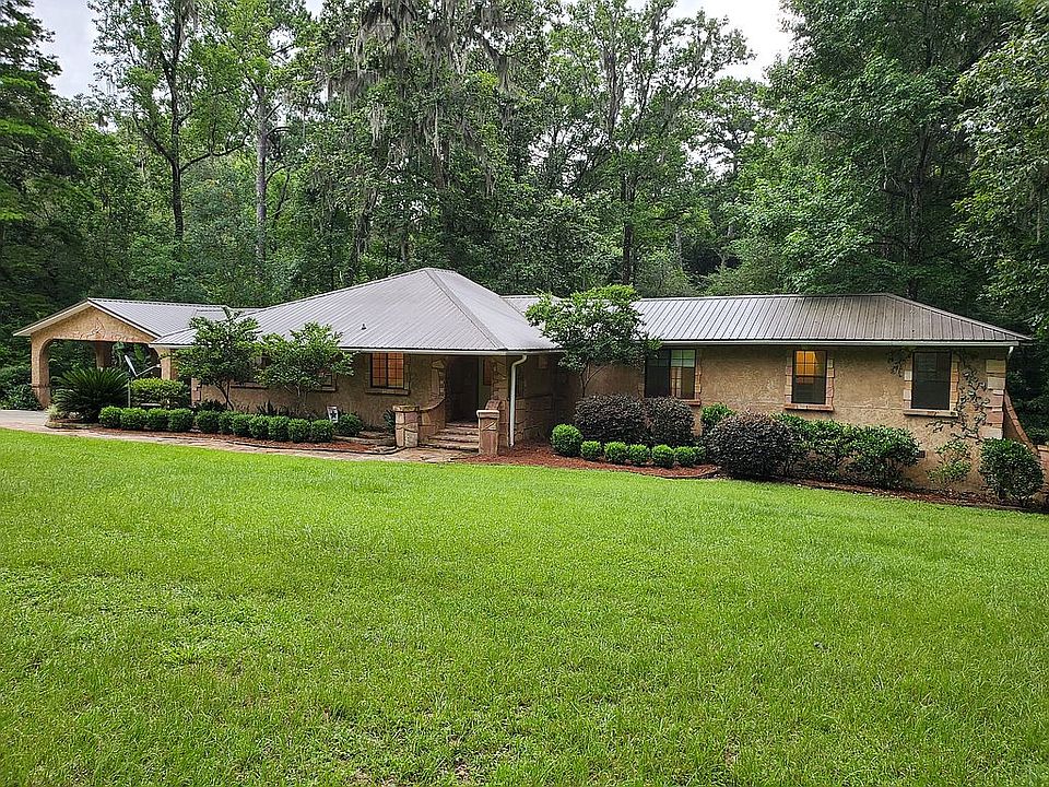 1st image of 161 NW Palmetto Blvd