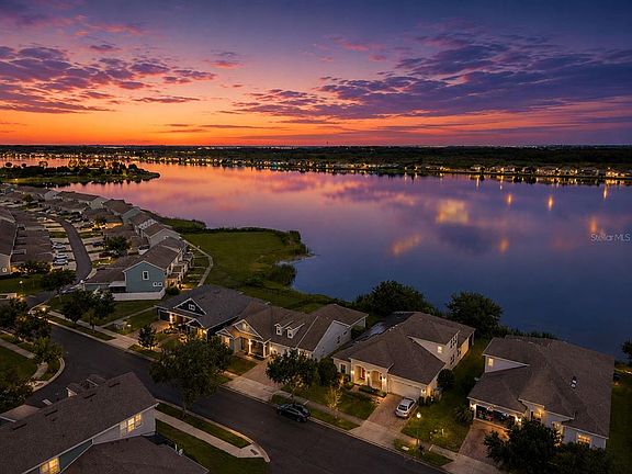2nd image of 589 BLUE CYPRESS DRIVE