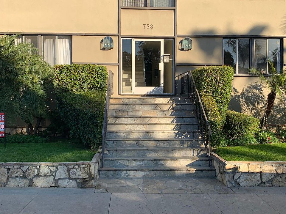 1st image of 758 N Hudson Ave #5