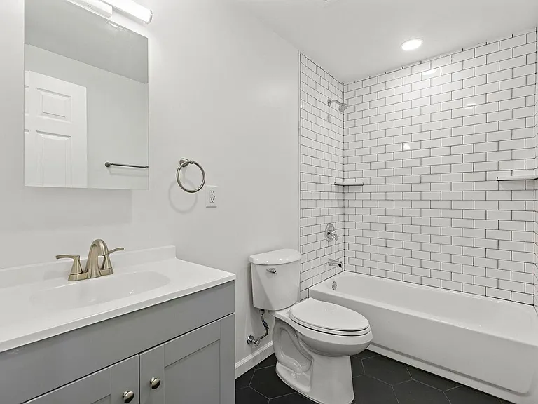 173 Van Horne St #1 — Photo 18