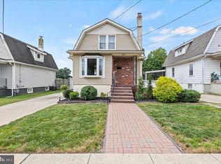 219 Chestnut St, Glendora, NJ 08029
