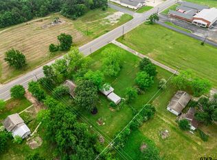 485 N Maple St, Van, TX 75790