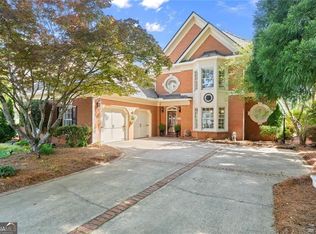 4200 Brookside Ln, Roswell, GA 30076