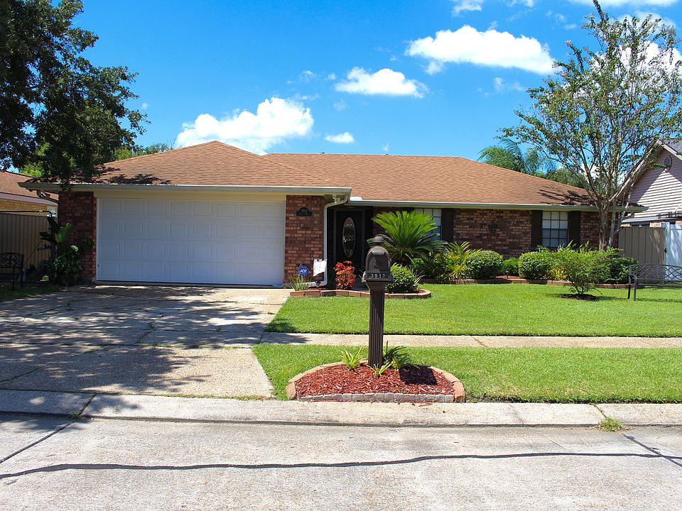 1st image of 3912 Briant Dr