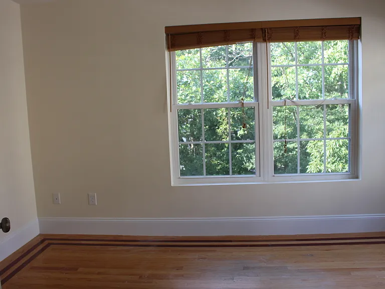 8 Grant St #18 — Photo 12