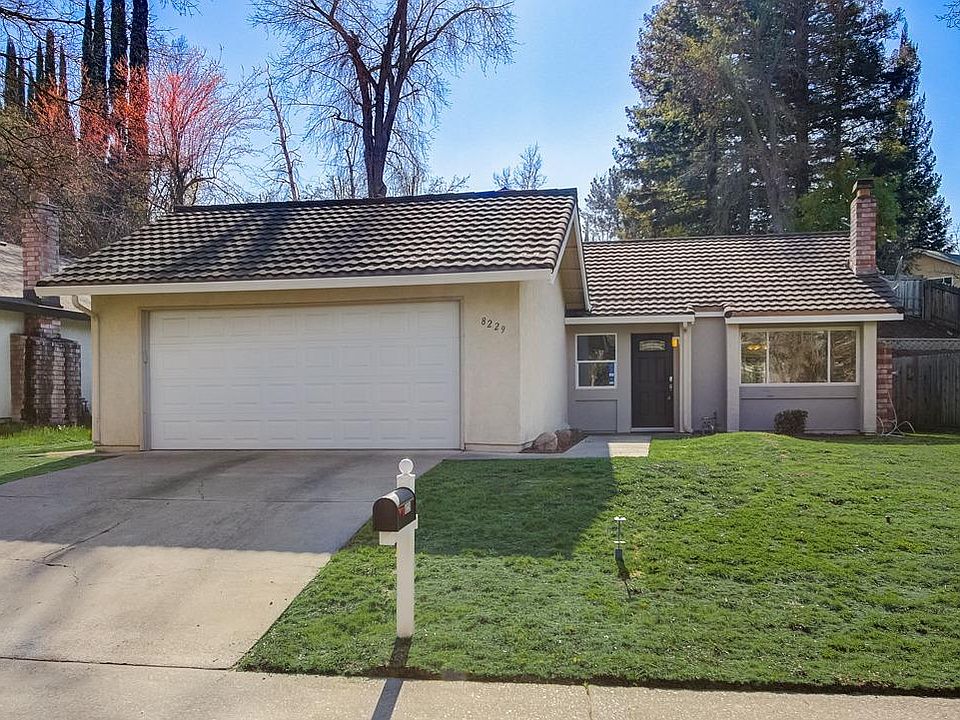 1st image of 8229 Foxfire Dr