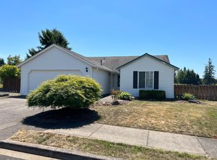 19334 Rollins St, Oregon City, OR