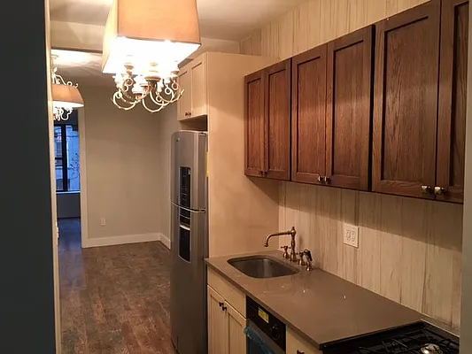 Rented by Premium Management  | media 14