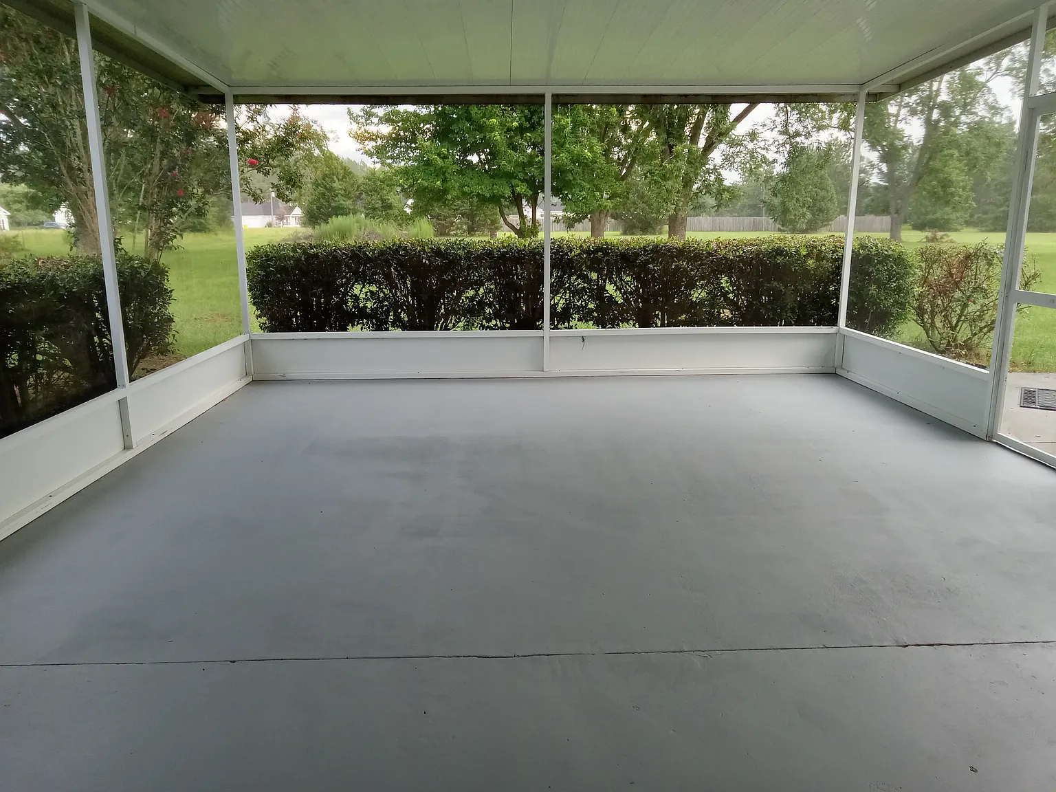 4 bed, 2.5 bath, 2434 sqft, $2,250 — Photo 3