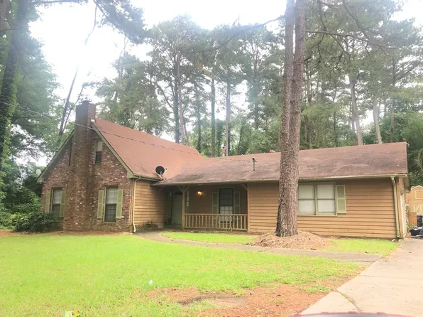 184 Hill Ln, Ellenwood, GA 30294