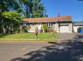 347 Delmore Ave, South Plainfield, NJ 07080