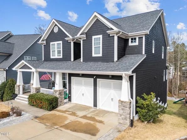 101 Pointe Park Cir, Holly Springs, NC 27540