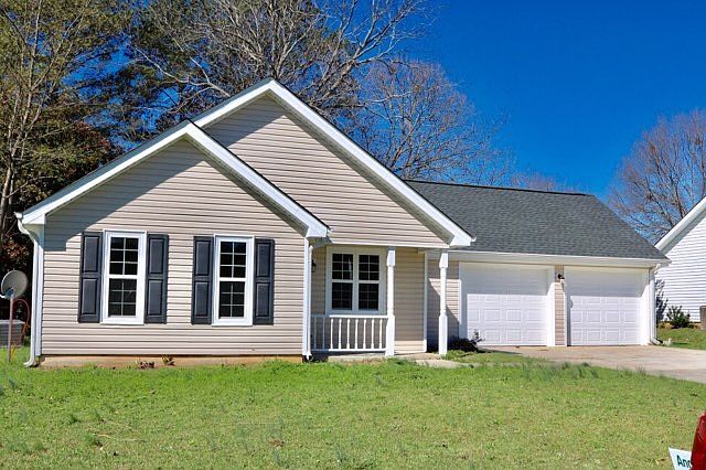 1st image of 104 Cherren Dale Dr