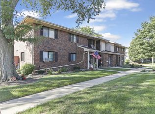7209 57th Ave APT 201A, Kenosha, WI 53142