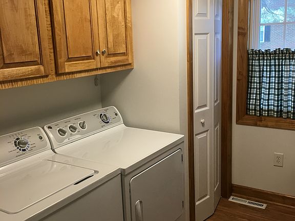 3rd image of 31288 Community House Dr