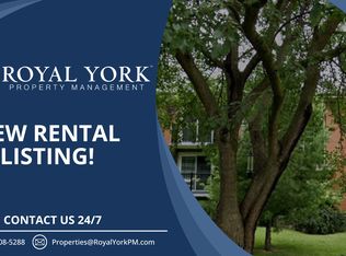 50 Doon Rd #5, Kitchener, ON N2G3C8