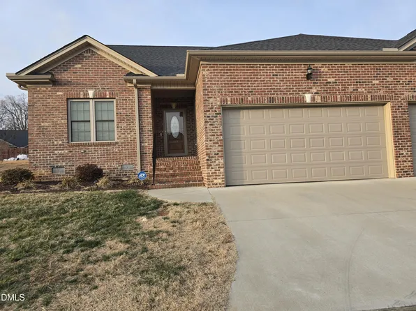 933 Arrowhead Ct, Mebane, NC 27302