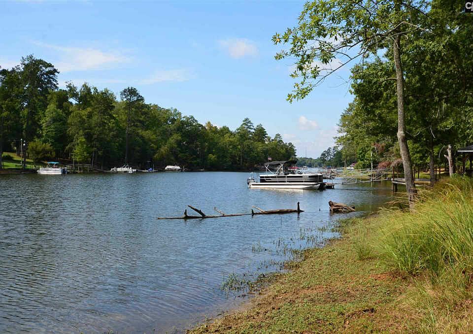 1st image of 358 Shelter Bay Dr