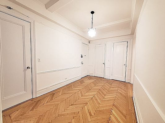 5th image of 255 W 88th St #4AA