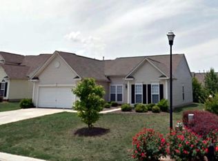 642 Springhouse Pl, Lake Wylie, SC 29710