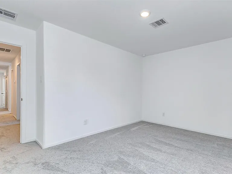 21438 Carosella Dr — Photo 27