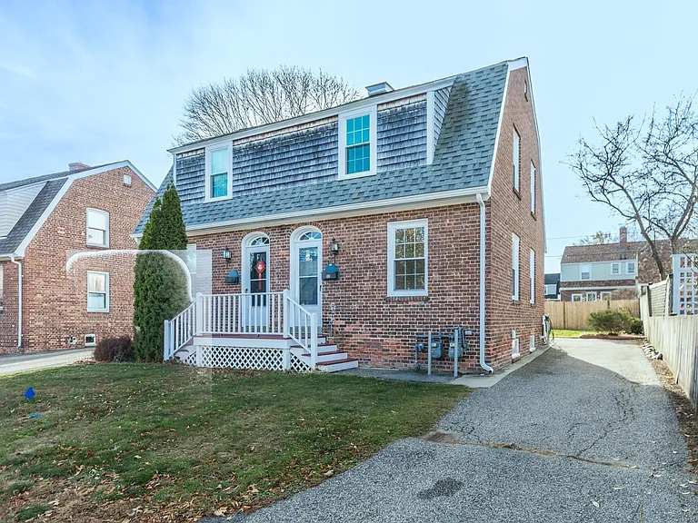 79 Porpoise Way — Photo 3