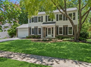 2079 Lawson Blvd, Gurnee, IL 60031