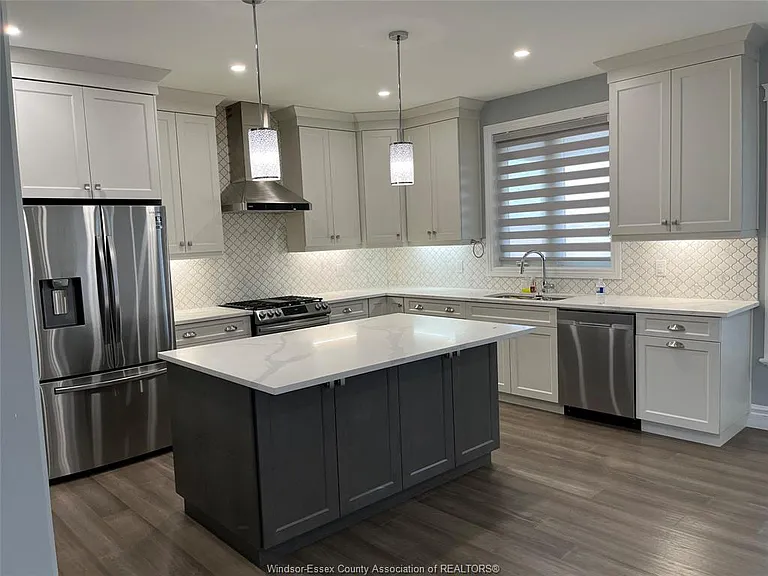 365 Christine Ave — Photo 9