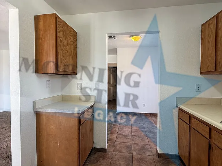 Spacious 2 bedroom floor plans! — Photo 10