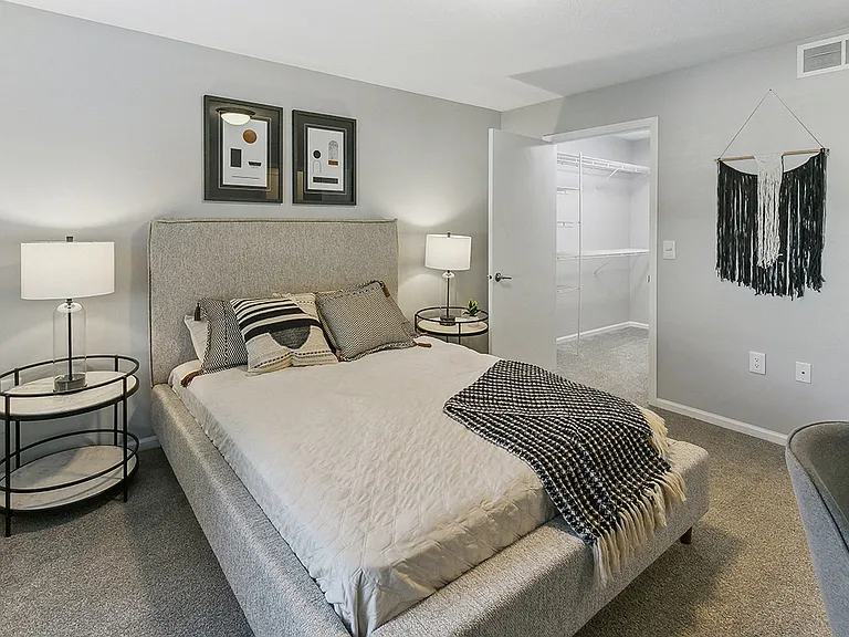 The Donovan Apartment Homes — Photo 7
