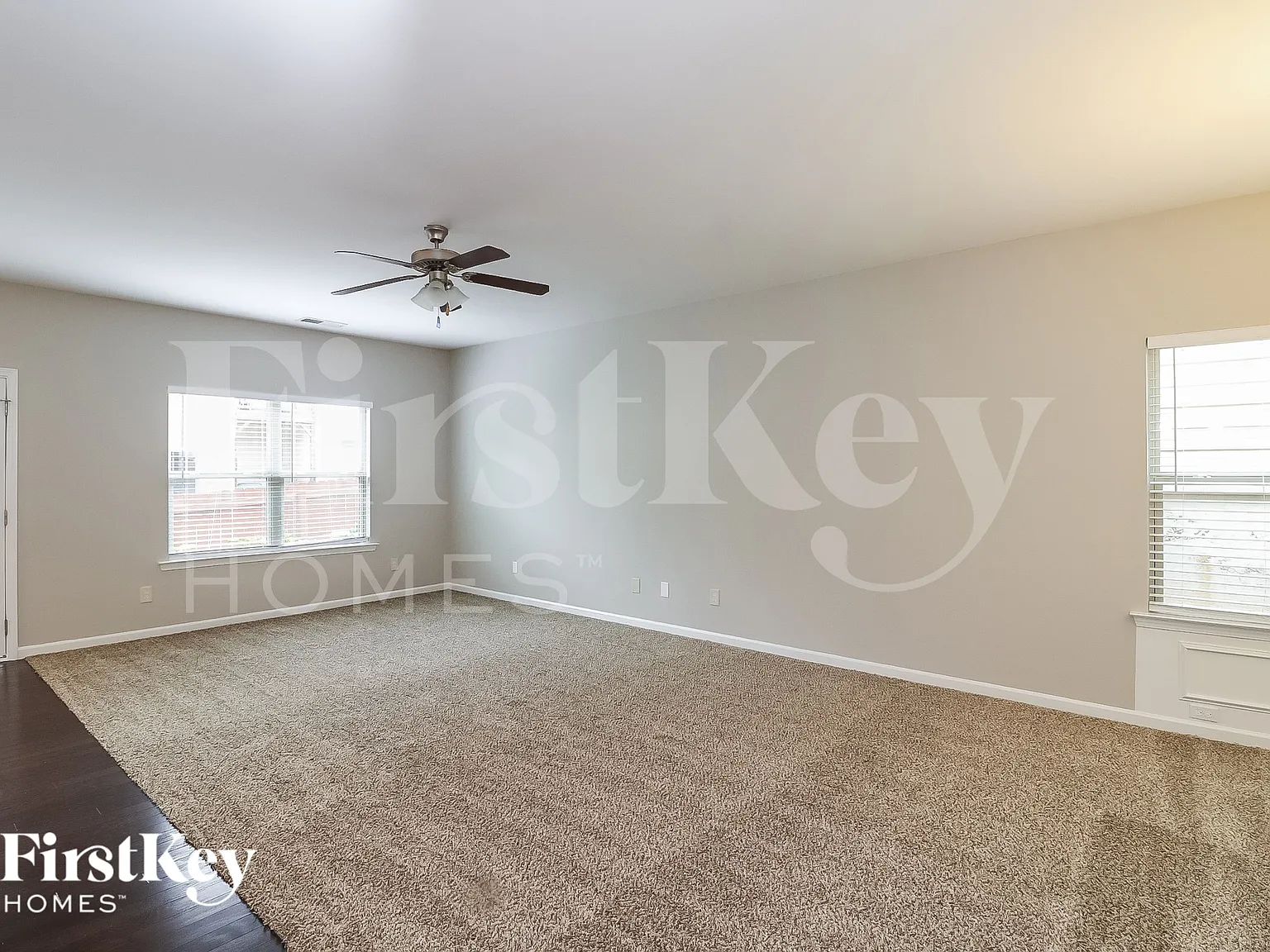 3 bed, 2.5 bath, 2221 sqft, $2,195 — Photo 2