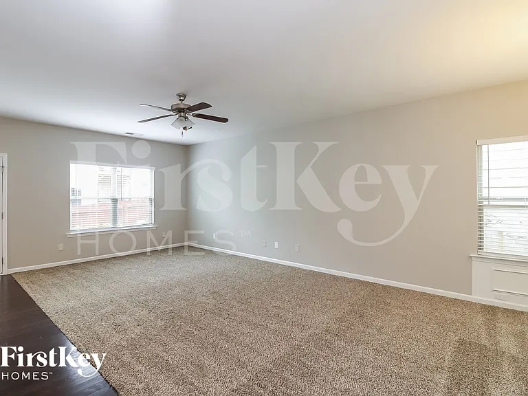 505 Mill Ridge Rd — Photo 2