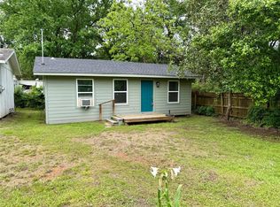 520 McGuire Ln, Huntsville, TX 77340