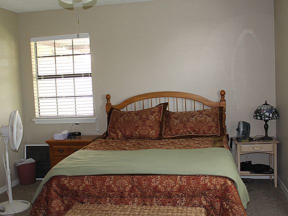 3rd image of 4135 Moffett Ave