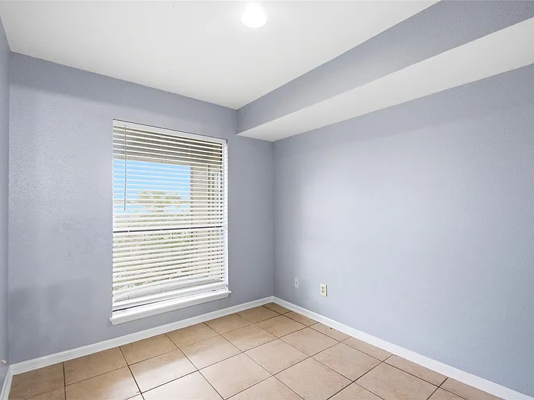 8918 Bissonnet St #112 — Photo 20