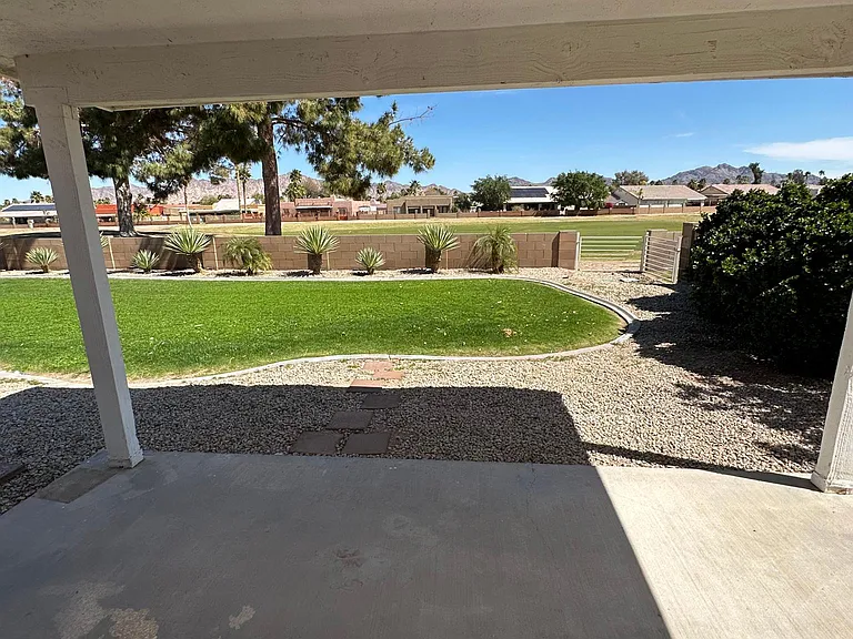 10457 S Avenida La Primera — Photo 13