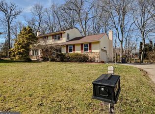 15 Crenshaw Dr, Wilmington, DE 19810