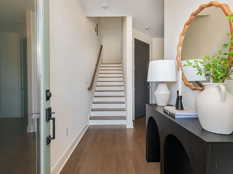 2347 Hosea L Williams Dr #11 — Photo 5