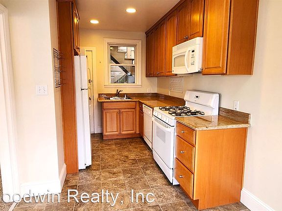 5th image of 2143 Kirkham St