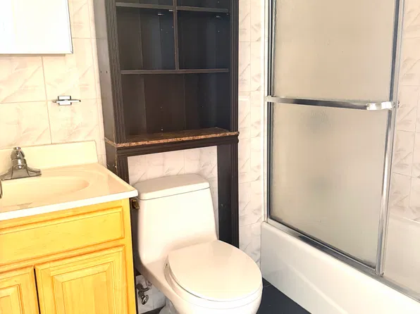 (undisclosed Address), Flushing, NY 11358