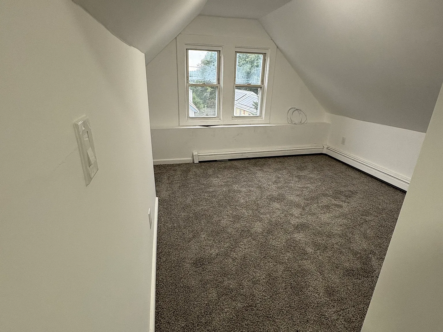 4 bed, $2,500 — Photo 4
