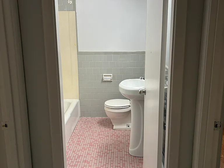 89 Draper St #1 — Photo 8
