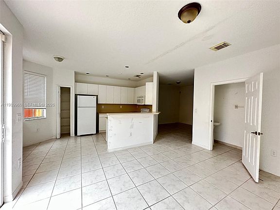 3rd image of 16602 SW 78th Ter
