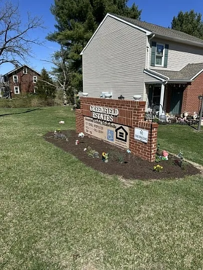 231 Greenfield Est #201