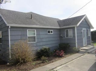 511 Driftwood Ave, Garibaldi, OR 97118