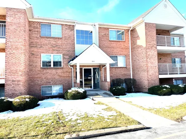 3241 Heritage Square Dr APT 69, Colerain Township, OH 45251