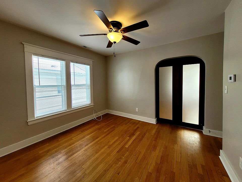 Living Room w/ 2nd Bedroom access