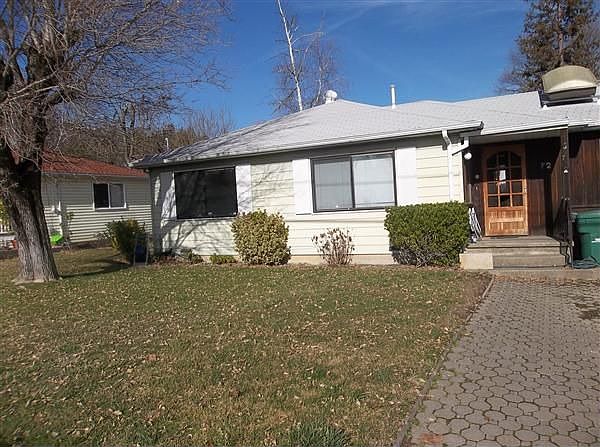 2nd image of 72 Oak Knoll Rd